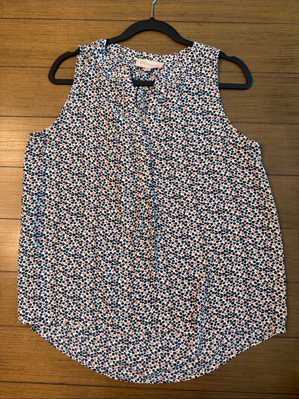 Philosophy Cream Sleeveless V-Neck Blouse with Navy & Coral Floral Print